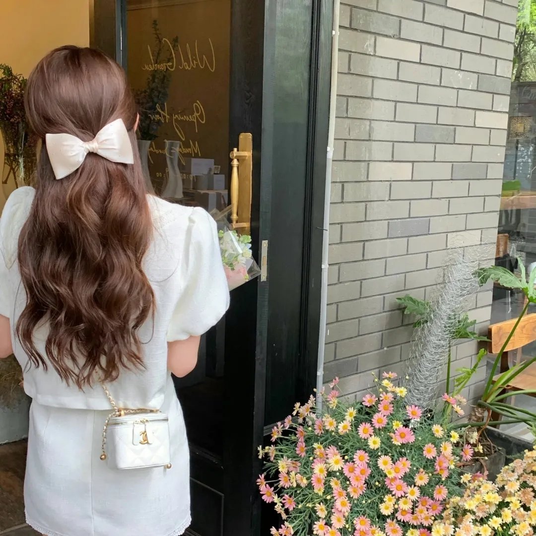 芭比姐妹与小马