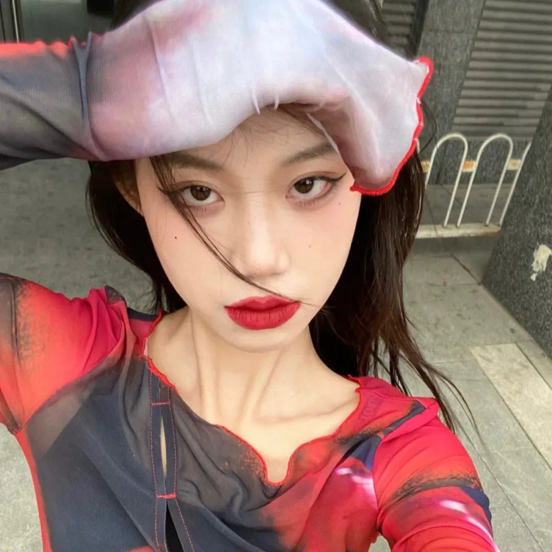 公园里的女孩
